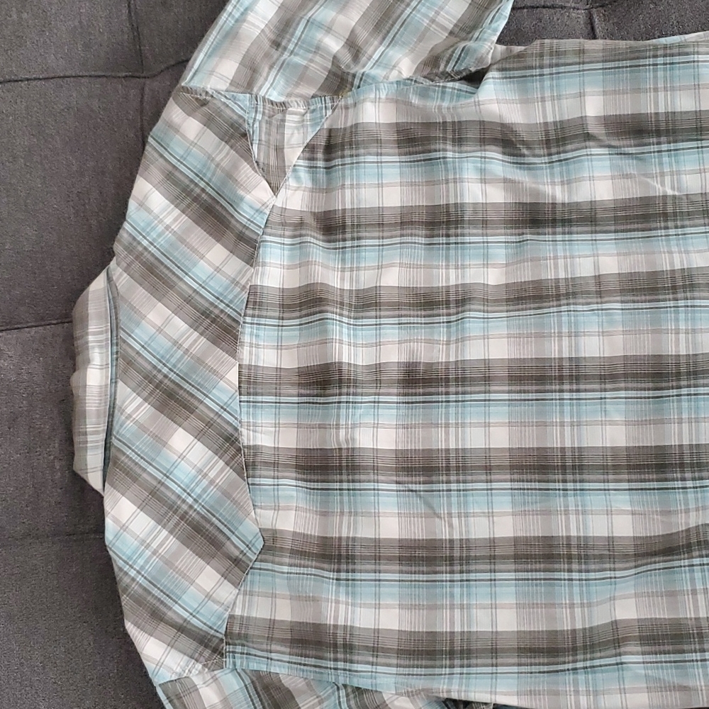 Quicksilver button down - Picture 9 of 9